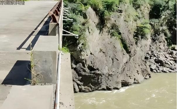 河道阵列式雷达波测流系统 河道阵列式雷达波测流系统